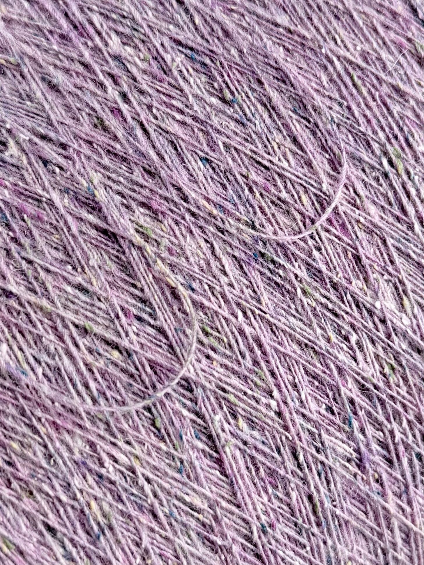 Zimpfer Wolle Selezione Art. Cardiff Tweed Nm 1/10500 – Merino Seide Garn col. Lavendel